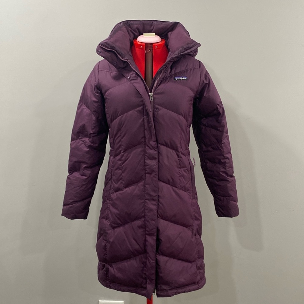 Patagonia Down with It Parka Coat Jacket Purple. Women’s Medium.